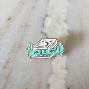 "Magic World" 📚🪄🌙 Pin